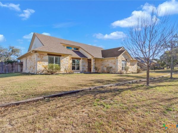 329 Sunrise Hills , Lampasas, TX 76550