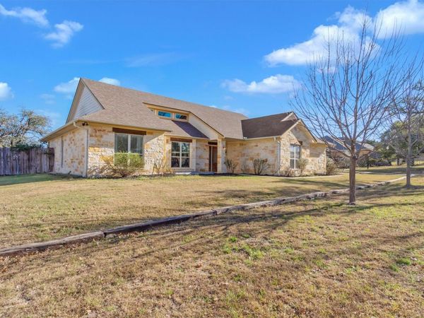 329 Sunrise Hills, Lampasas, TX 76550