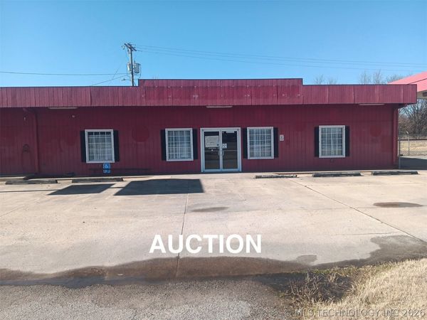 403 S Chouteau Avenue , Chouteau, OK 74337