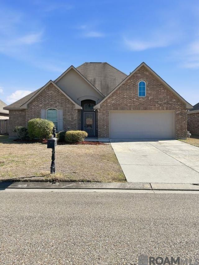 23204 Mango Dr, Denham Springs, LA 70726 Main Photo