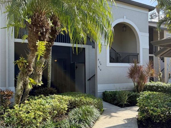 8600 Naples Heritage DR, Unit 514, NAPLES, FL 34112