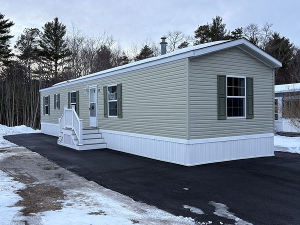 2900 Cranberry Hwy, Unit 17, Wareham, MA 02538