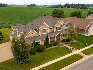 114 Prairie Stone Court SE, Stewartville, MN 55976