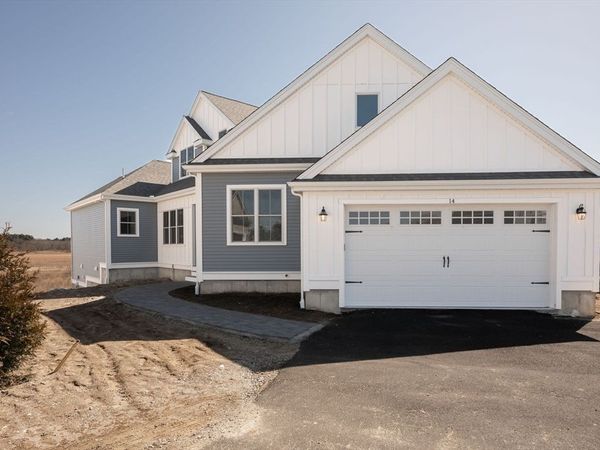 60 Metacomet Road, Unit 17, West Bridgewater, MA 02379