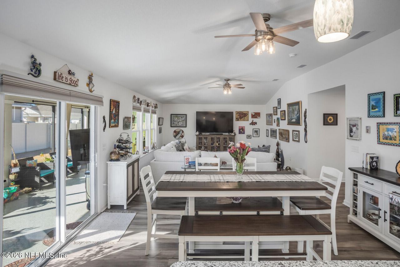 402 Red Dahlia Lane, Jacksonville, FL 32218 Photo