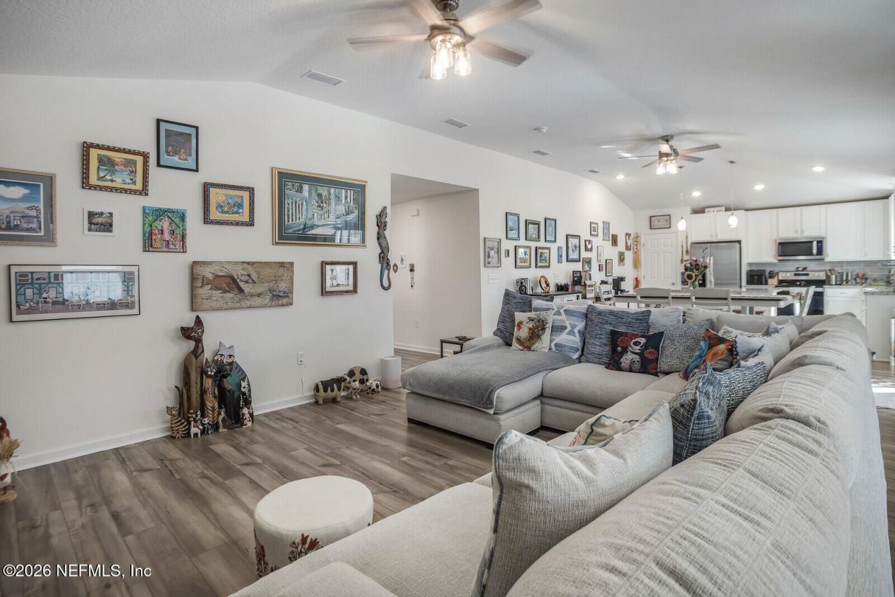 402 Red Dahlia Lane, Jacksonville, FL 32218 Photo