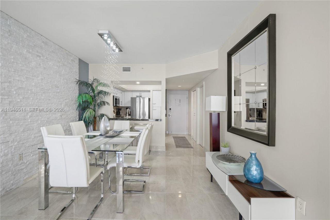 17375 Collins Ave, Unit 2101, Sunny Isles Beach, FL 33160 Photo