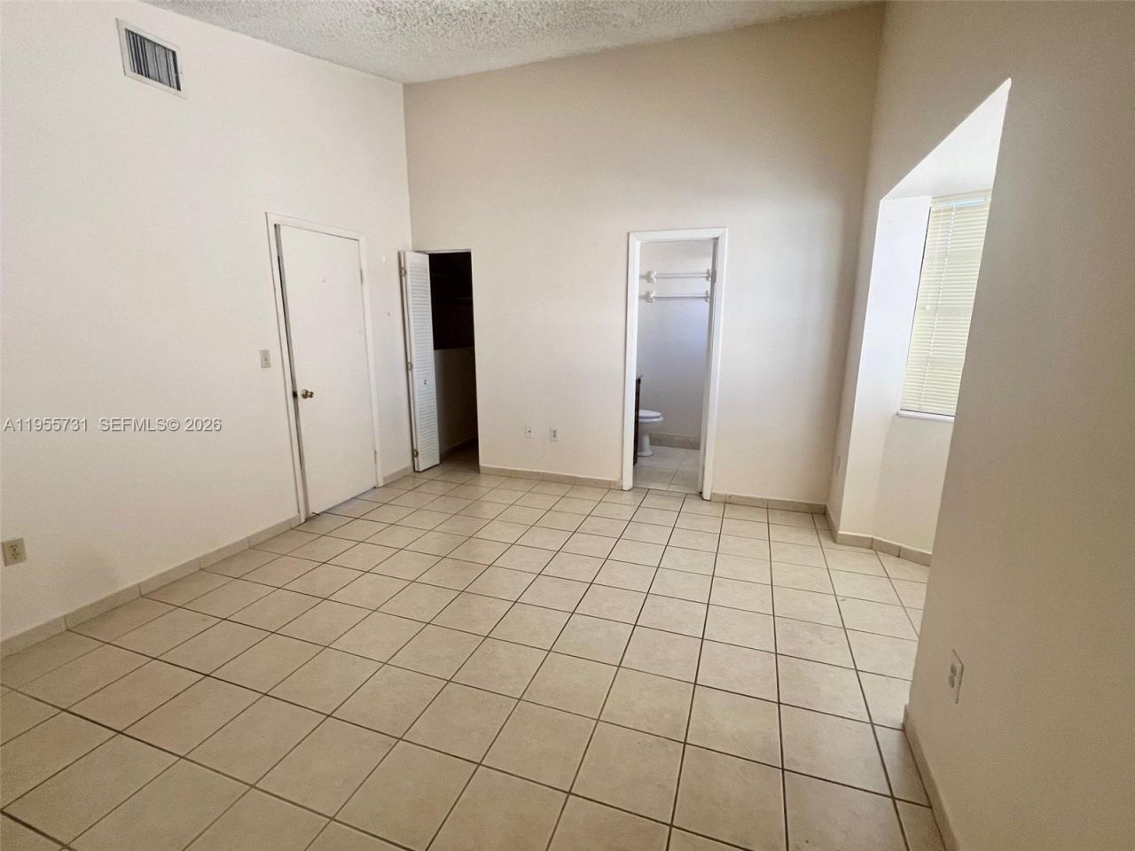 1465 SW 122nd Ave, Unit 1-19, Miami, FL 33184 Photo