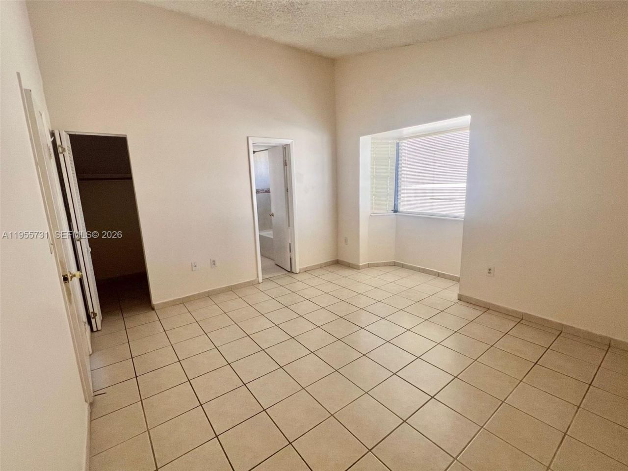 1465 SW 122nd Ave, Unit 1-19, Miami, FL 33184 Photo