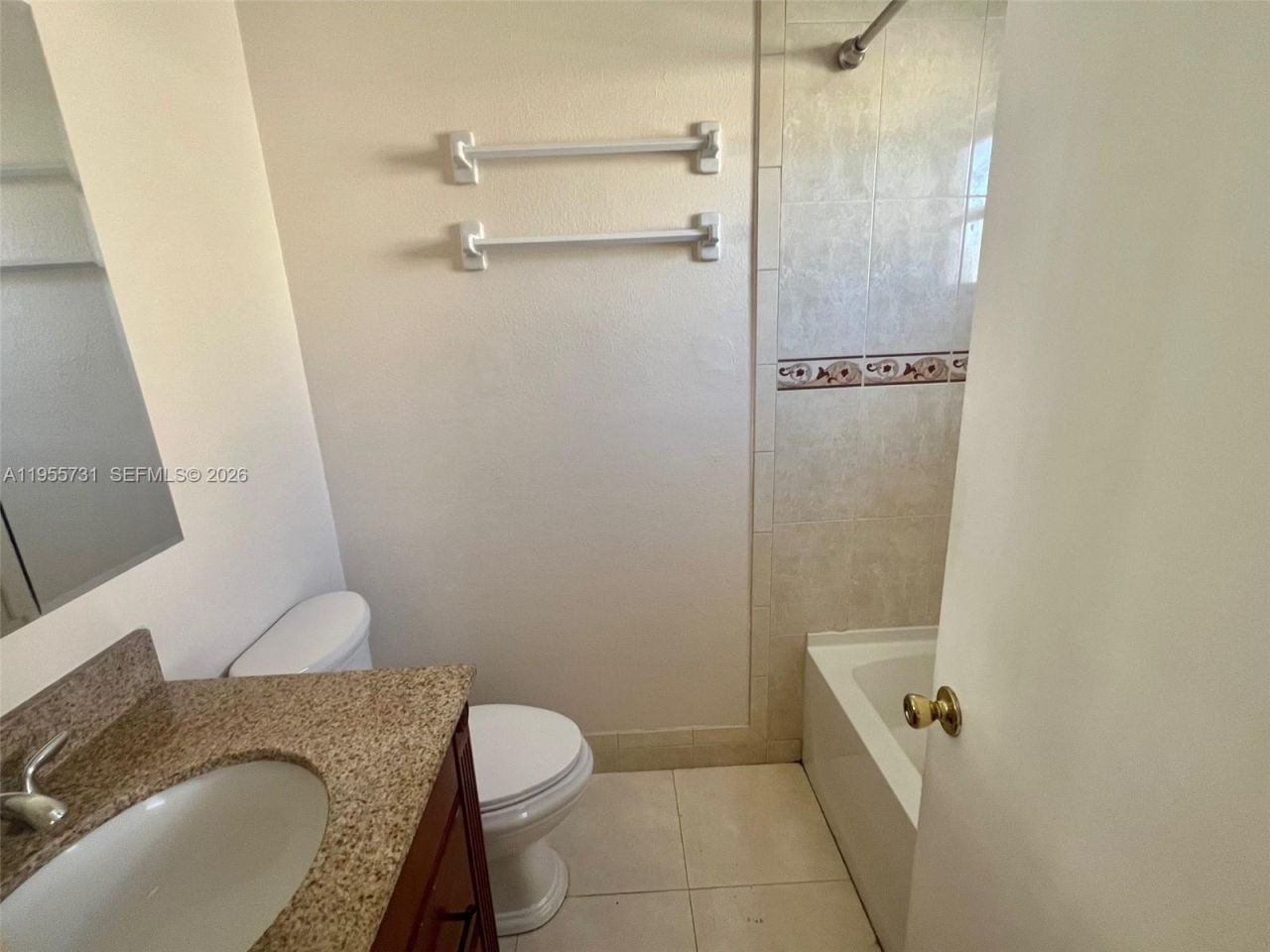 1465 SW 122nd Ave, Unit 1-19, Miami, FL 33184 Photo