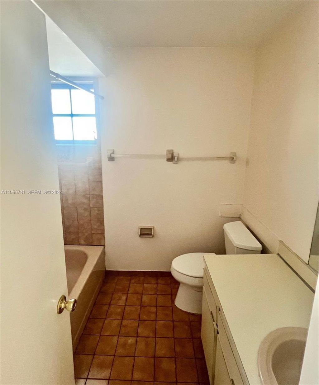 1465 SW 122nd Ave, Unit 1-19, Miami, FL 33184 Photo