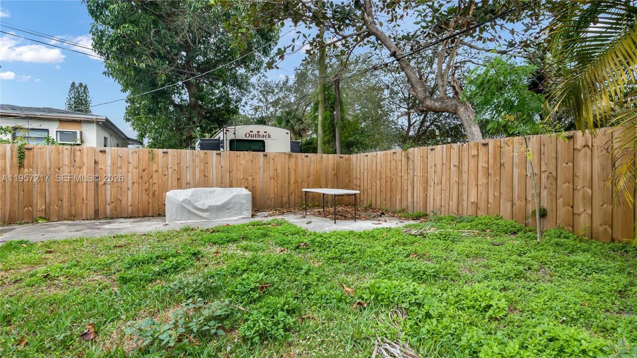 491 NW 108th Ter , Miami, FL 33168 Photo