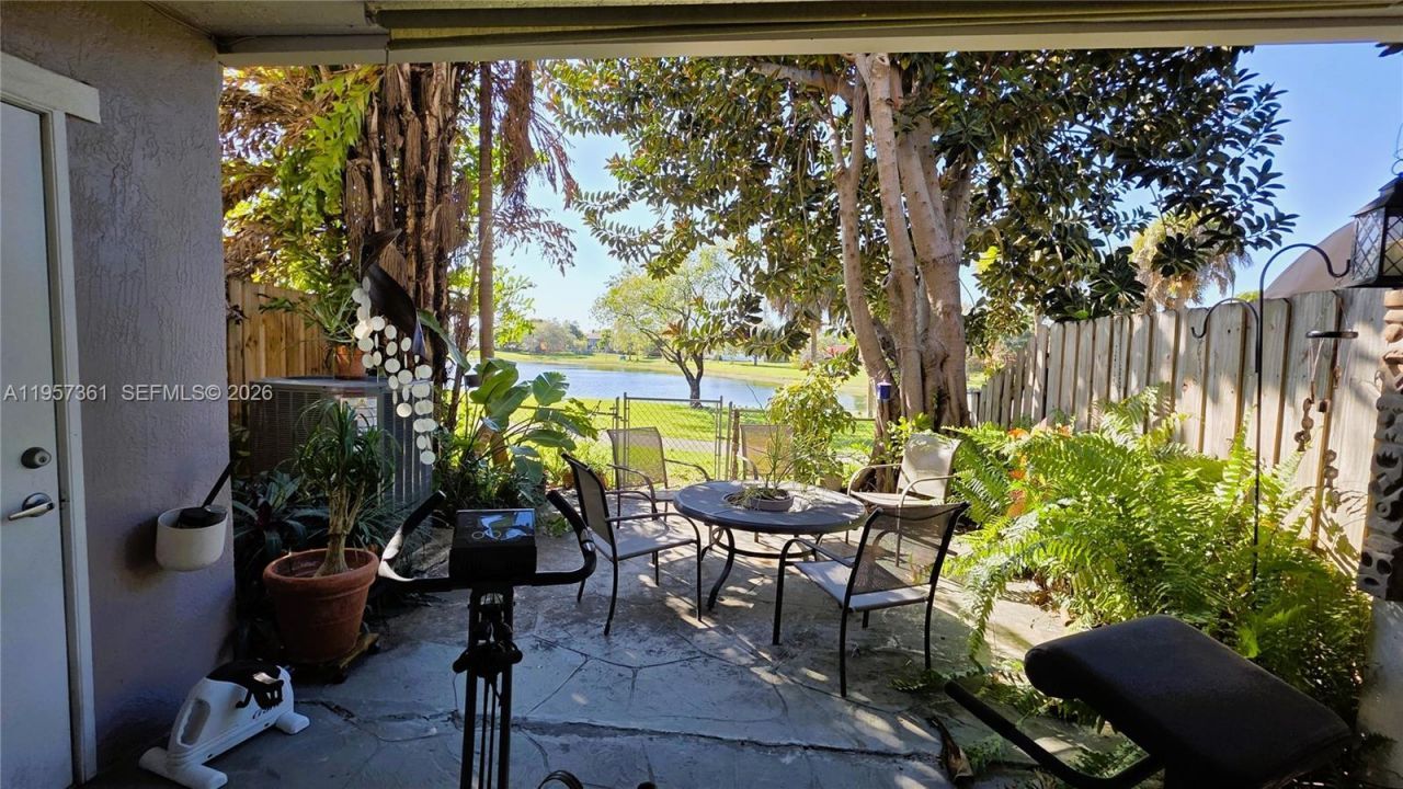 10240 SW 154th Cir Ct, Unit 103-6, Miami, FL 33196 Photo