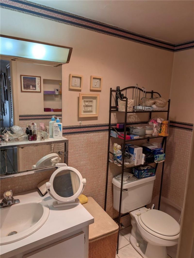 1747 Rodman St, Unit 304, Hollywood, FL 33020 Photo