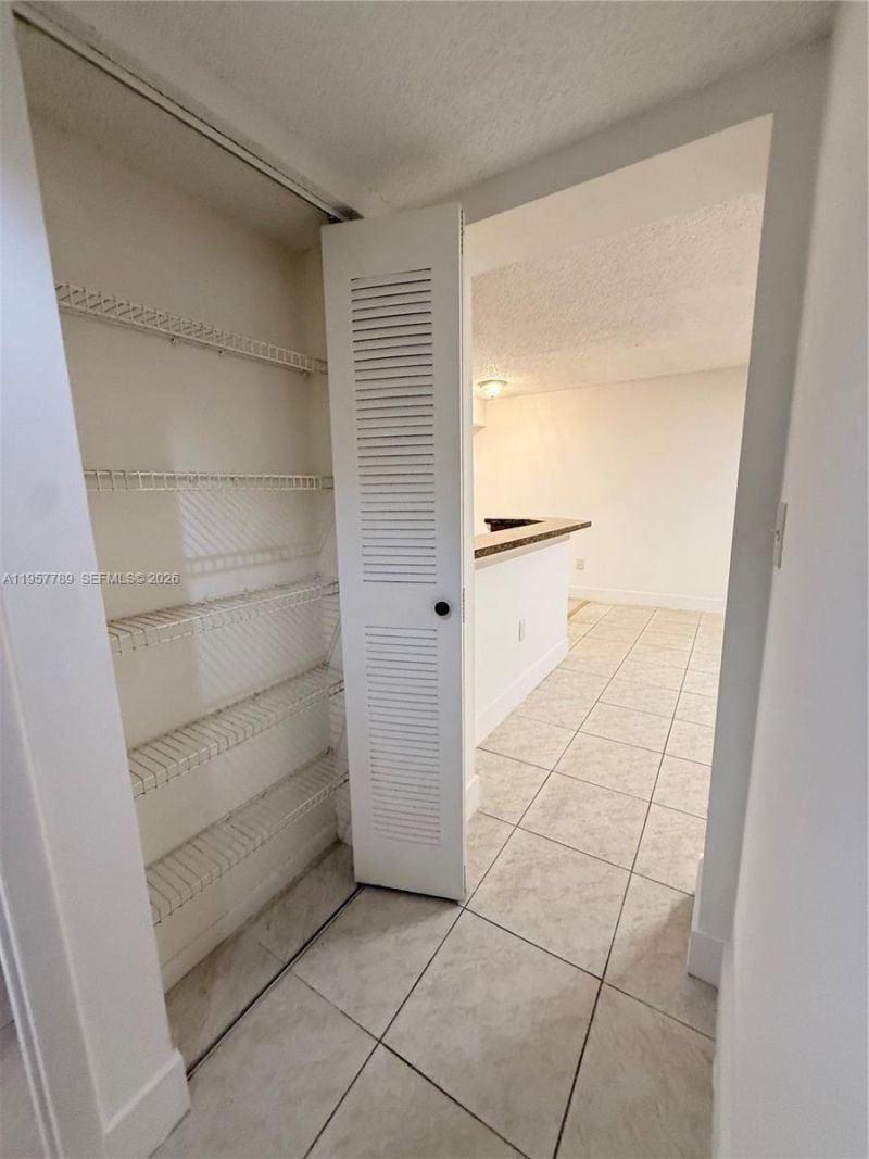 761 N Pine Island Road, Unit 104, Plantation, FL 33324 Photo