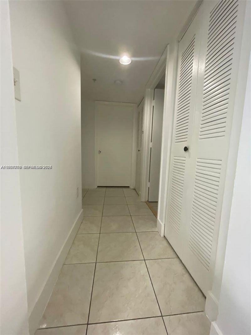 761 N Pine Island Road, Unit 104, Plantation, FL 33324 Photo