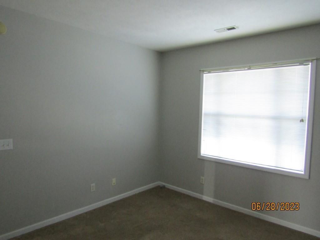 901 West Port Dr. Photo 12