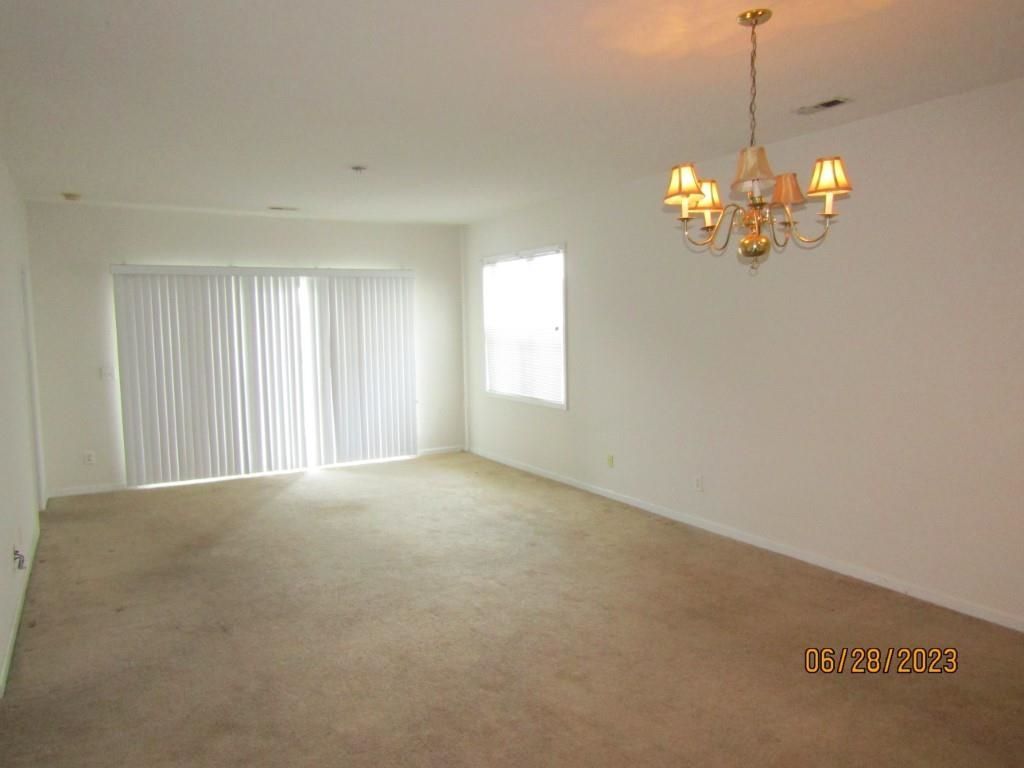 901 West Port Dr. Photo 7