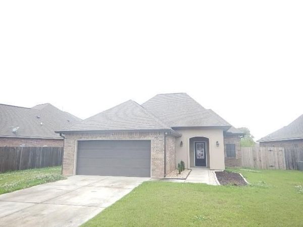 69332 TAVERNY Court, Madisonville, LA 70447