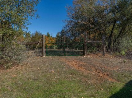271 Sierra Madre Rd, Rail Road Flat, CA 95248 Photo