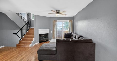 7402 Kallie Kay Ln, Sacramento, CA 95823 Photo