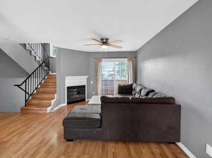 7402 Kallie Kay Ln, Sacramento, CA 95823 Photo