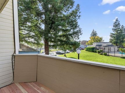 7402 Kallie Kay Ln, Sacramento, CA 95823 Photo