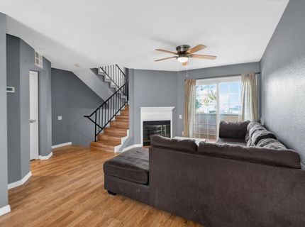 7402 Kallie Kay Ln, Sacramento, CA 95823 Photo