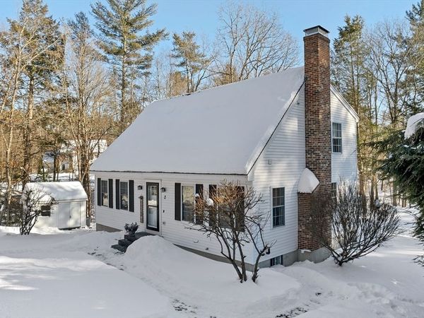 2 Celeste Terrace, Sandown, NH 03873