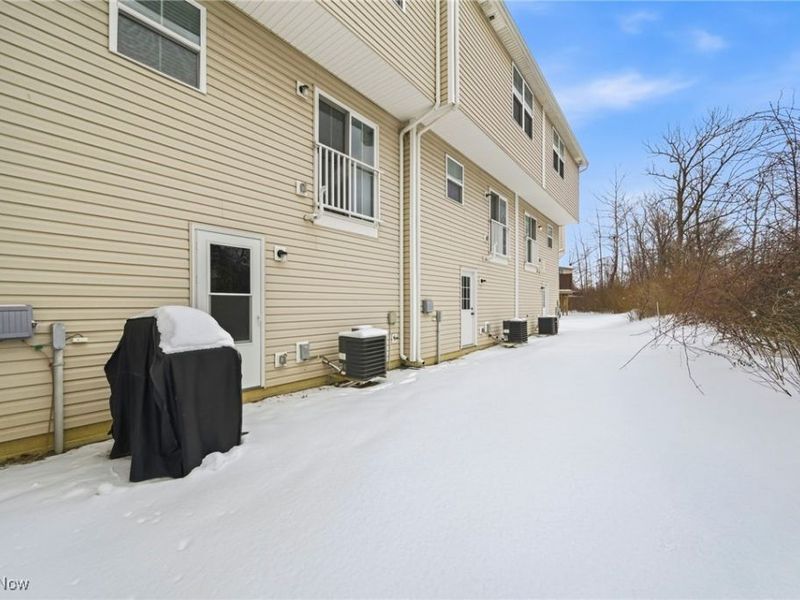 135 Grass Court, Painesville Township, OH 44077 Photo 9