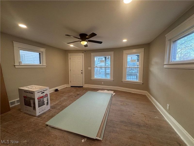 1015 E 131st Street, East Cleveland, OH 44108 Photo 5