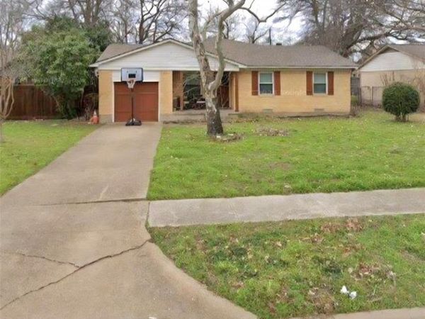 440 Vernet Street, Richardson, TX 75080