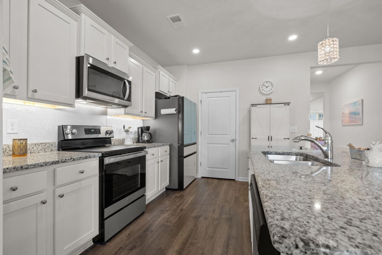 219 Pin Oak Dr. Photo 12