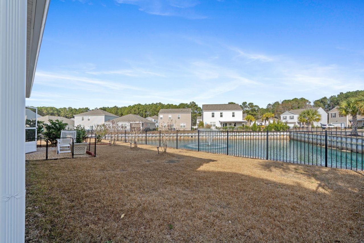 219 Pin Oak Dr. Photo 18