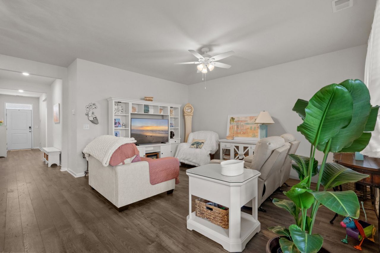 219 Pin Oak Dr. Photo 22