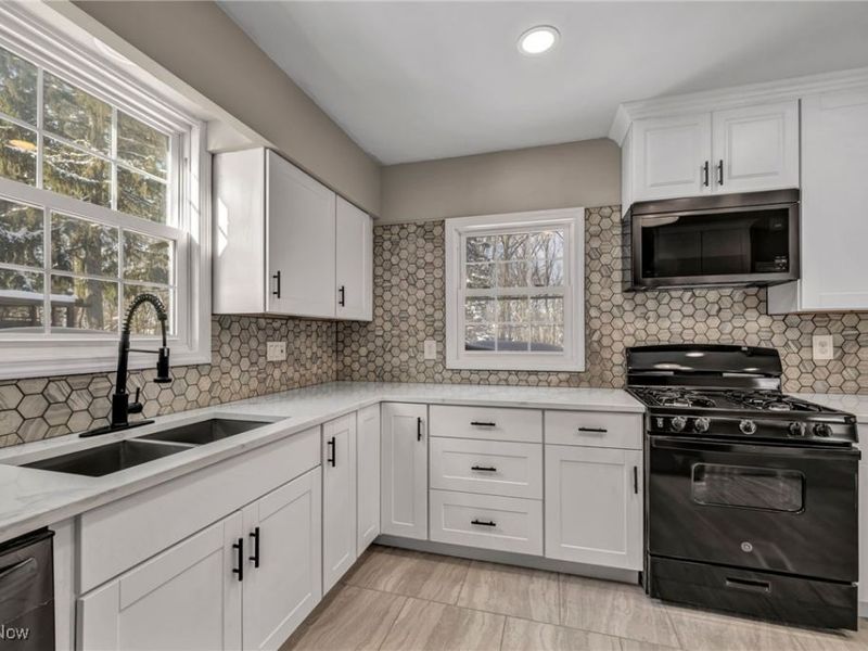 3631 Washington Boulevard, Cleveland, OH 44118 Photo 21