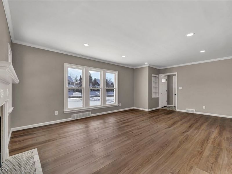 3631 Washington Boulevard, Cleveland, OH 44118 Photo 7