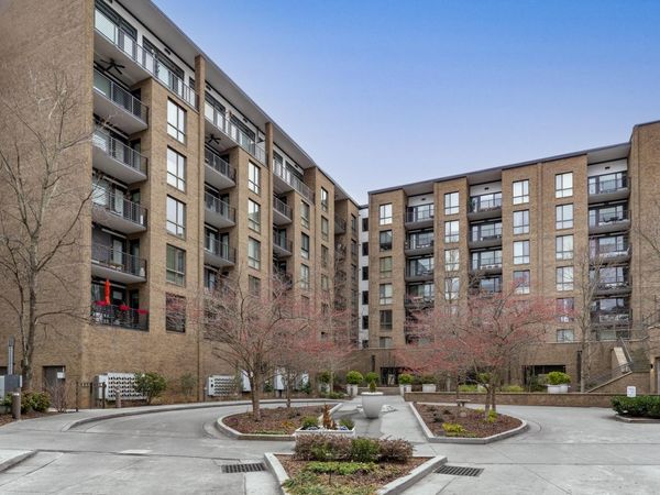 200 Manufacturers Road, Chattanooga, TN 37405