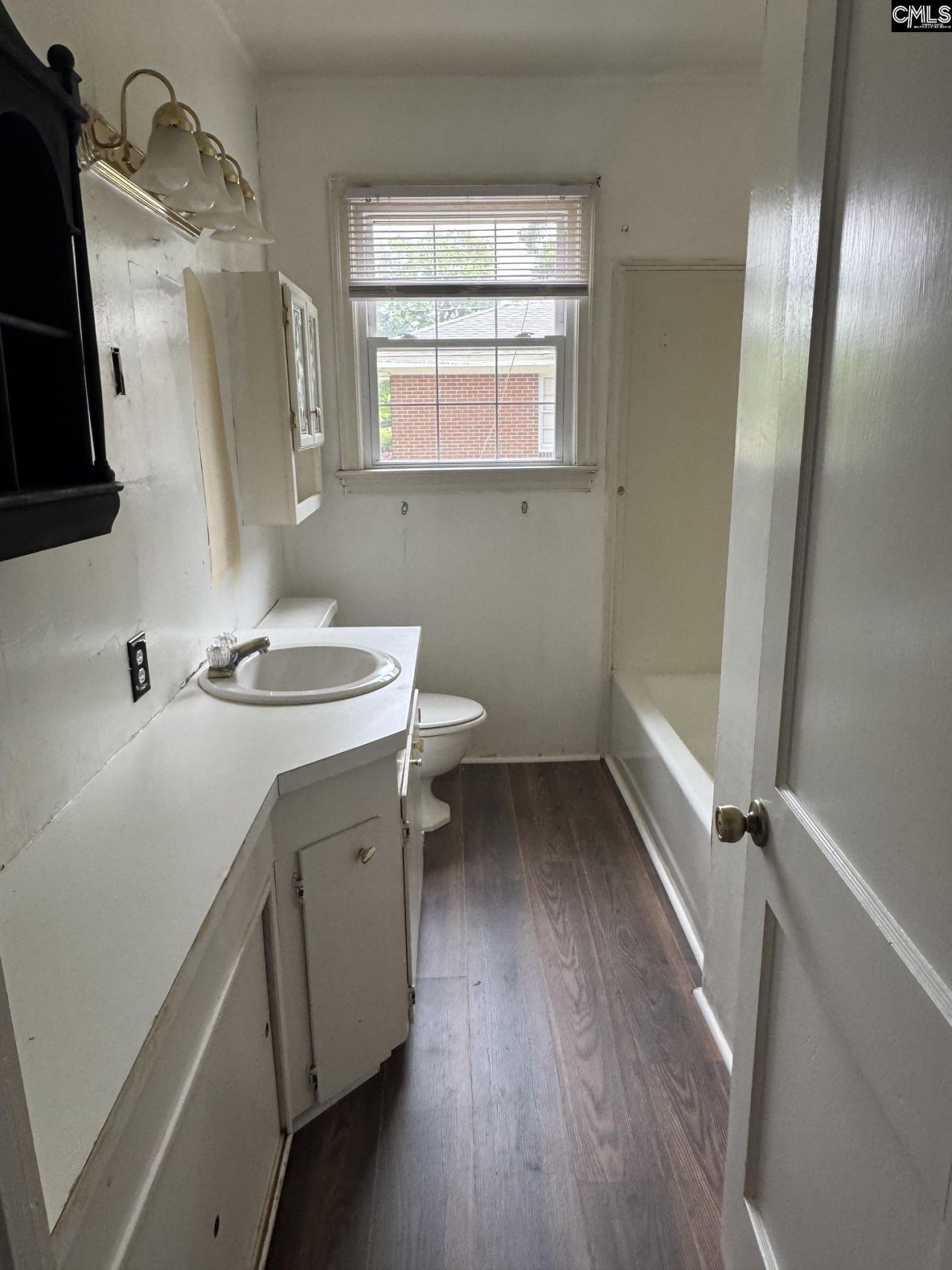 110 Harris Street Photo 12