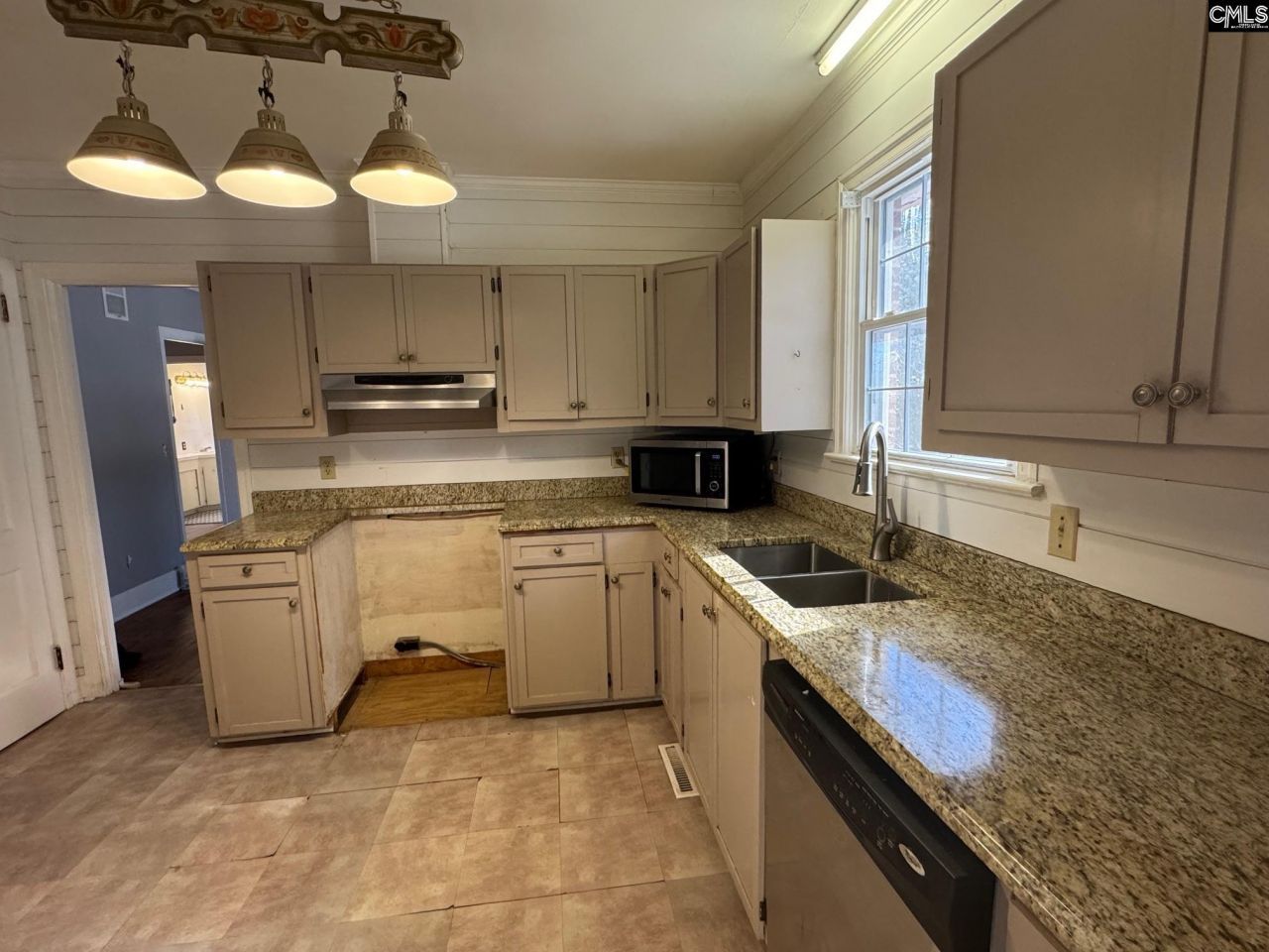 110 Harris Street Photo 16