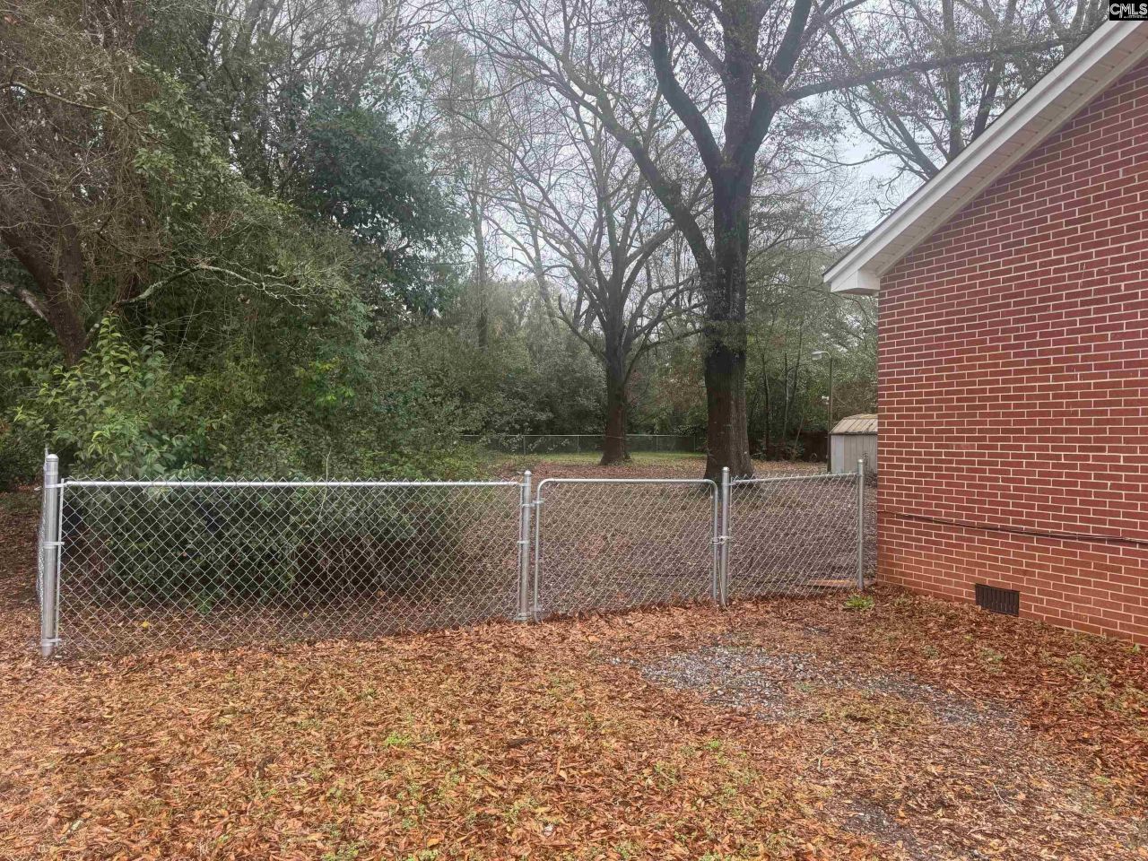 110 Harris Street Photo 17