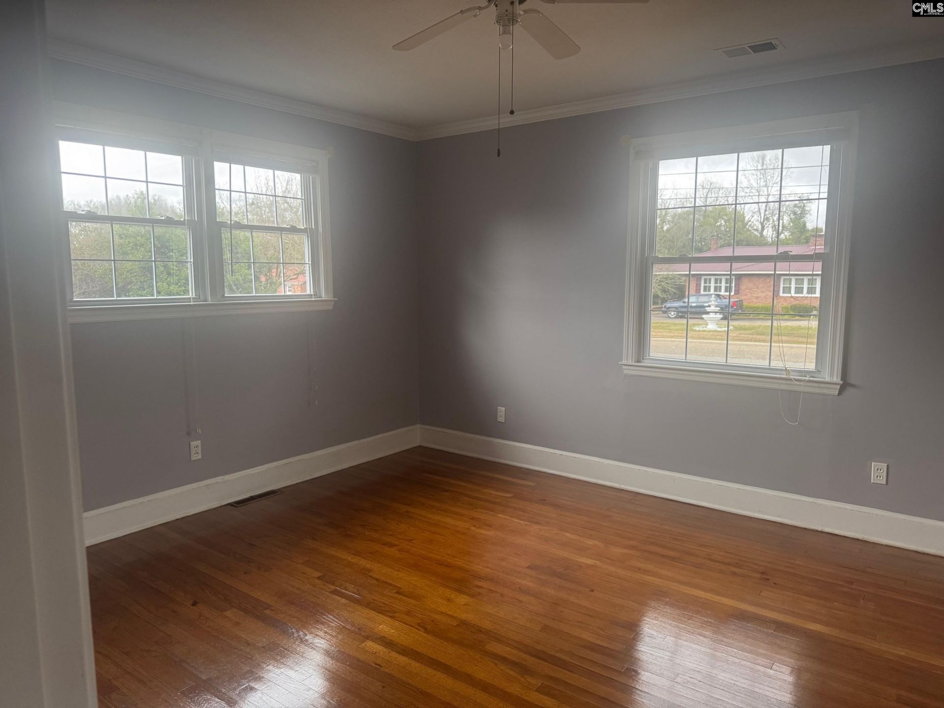 110 Harris Street Photo 7