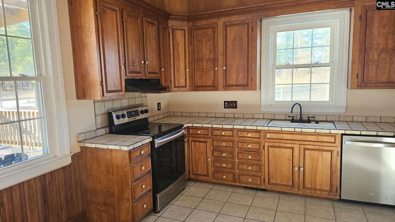 1580 Porter Road Photo 8