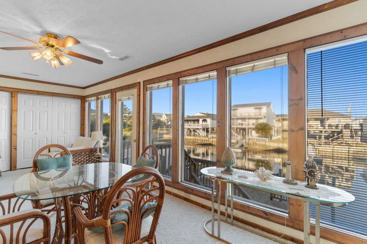 334 53rd Ave. N Photo 27