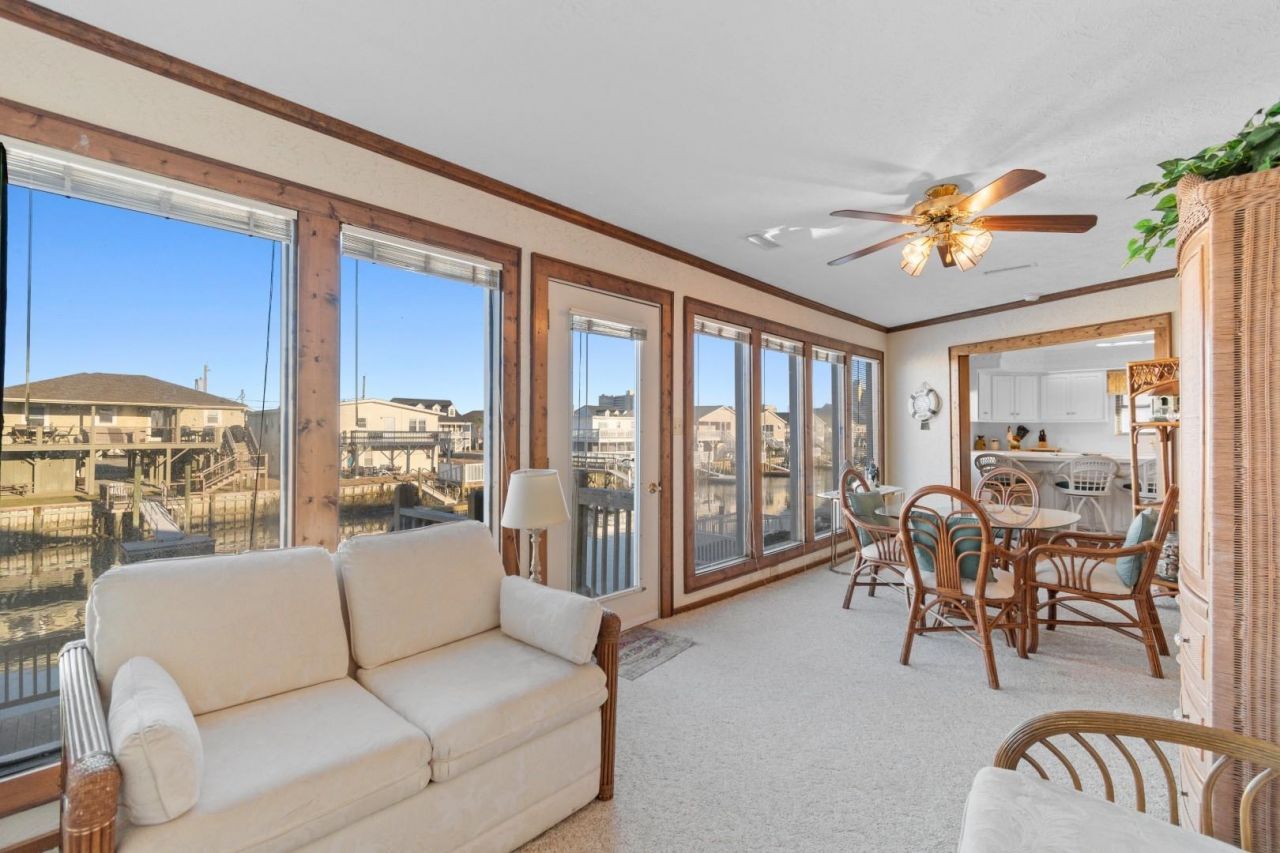 334 53rd Ave. N Photo 28