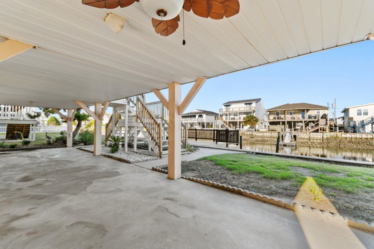 334 53rd Ave. N Photo 31