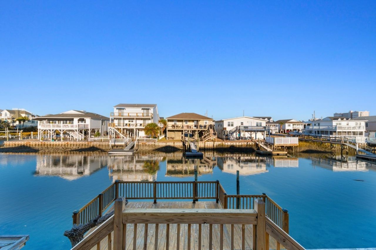 334 53rd Ave. N Photo 34