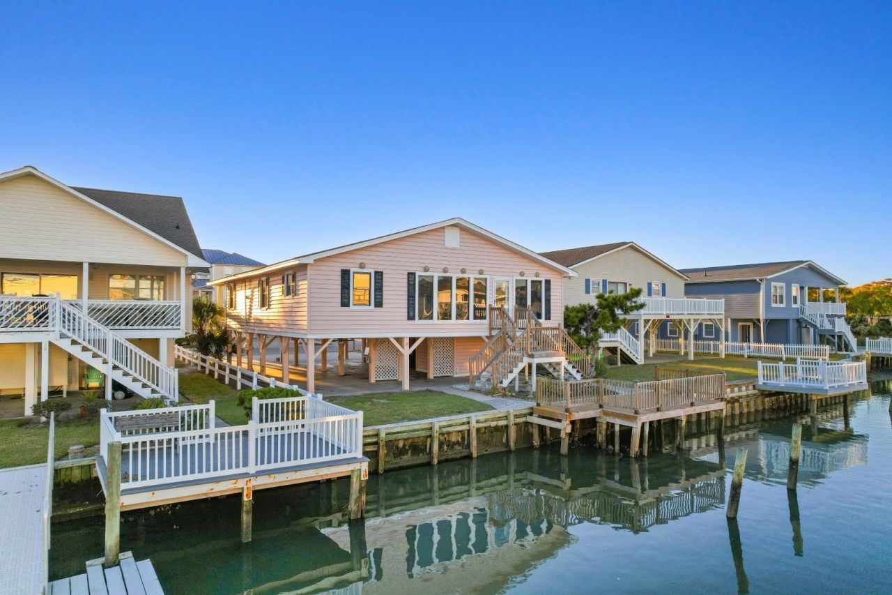 334 53rd Ave. N Photo 35