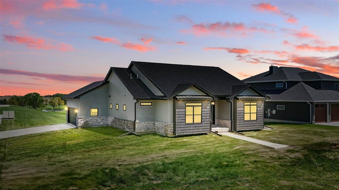 1 Ember Lane, West Branch, IA 52358 Main Photo