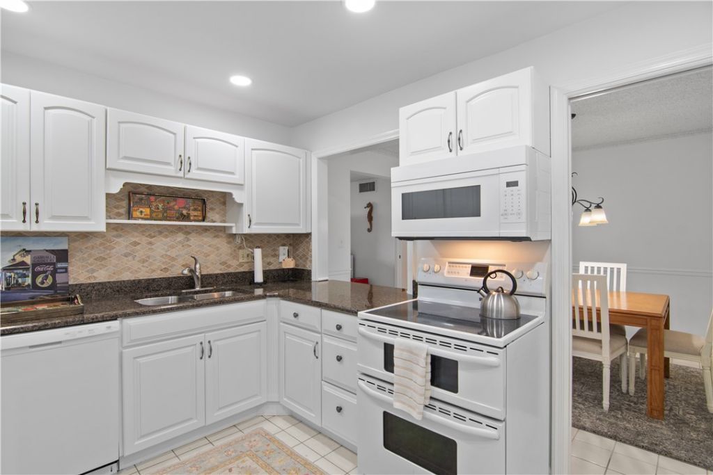 4601 Highway A1a, Unit 403, Vero Beach, FL 32963 Photo